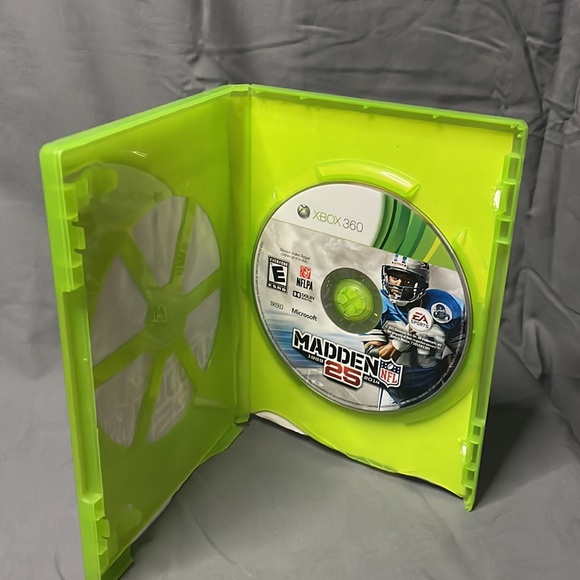 Madden 25 - 1989 to 2014 - Xbox 360 - Picture 3 of 3